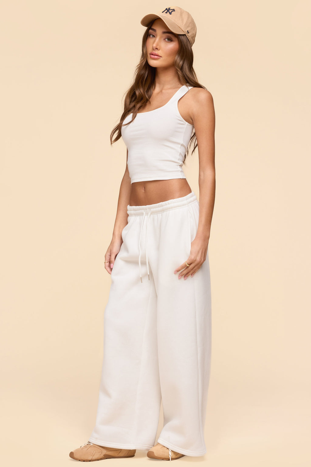 Linda Ribbed Scoop Neck Tank Top